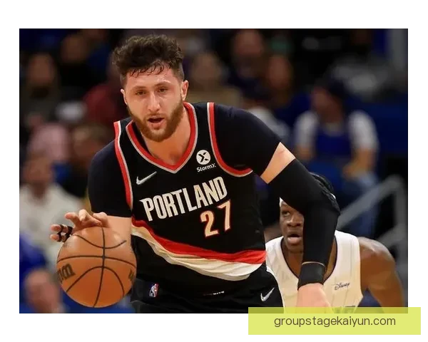 莱万多夫斯基成弗里克战术核心，进攻端表现稳健